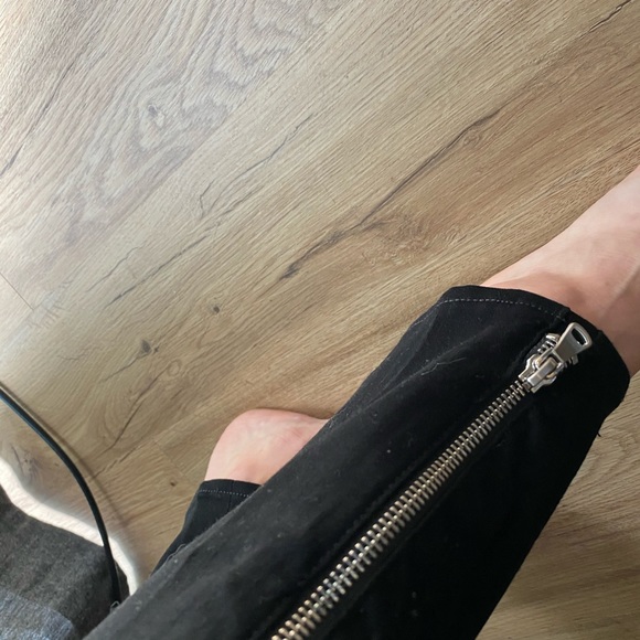 High waist , zipper detail black Paige jeans - Picture 3 of 8